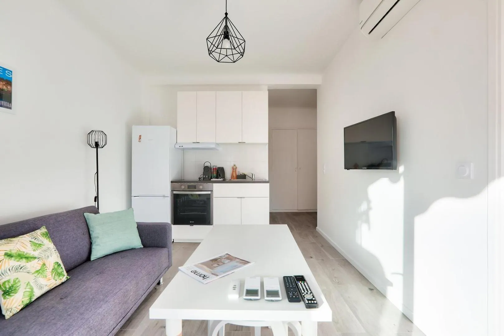 Le Petit Fleury - Balcony, Calm In Cannes Apartament
